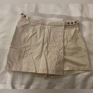 Great Condition, Tommy Hilfiger Khaki Skort